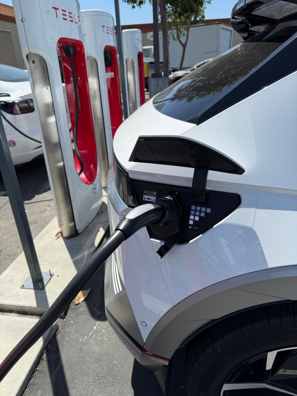 LENZ NACS Supercharger to CCS1 Adapter, Charge non-Tesla EV at Supercharger stations